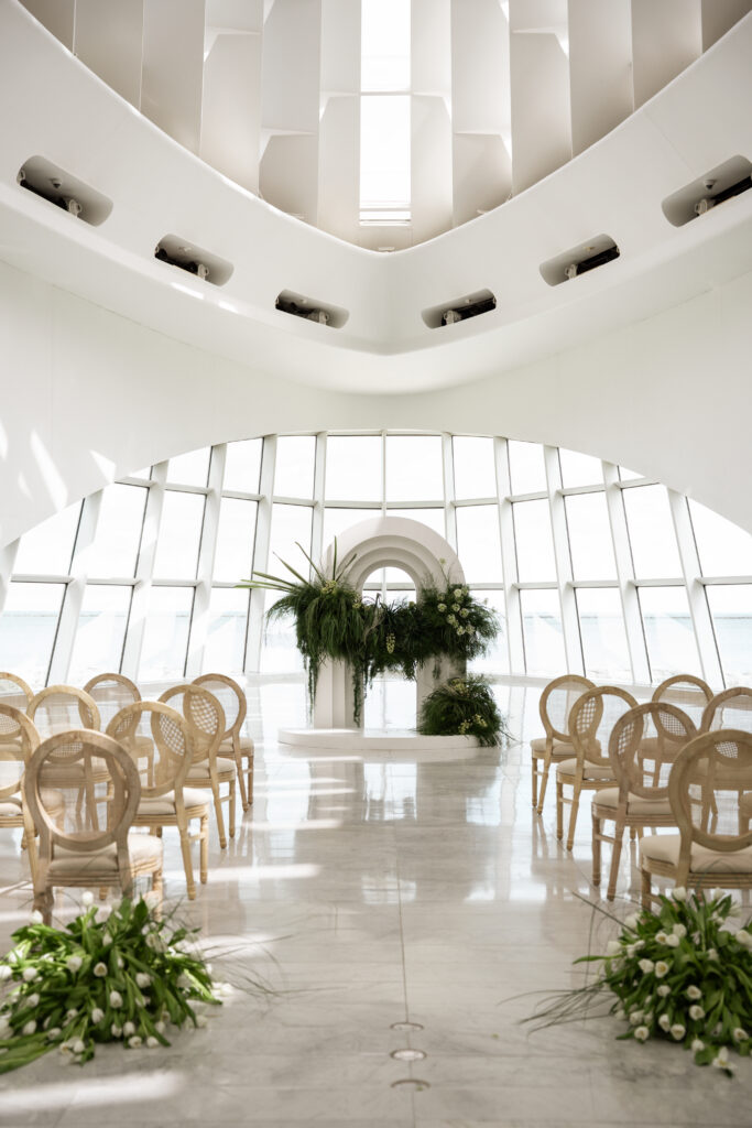 modern wedding ceremony design in Windhover Hall at MAM